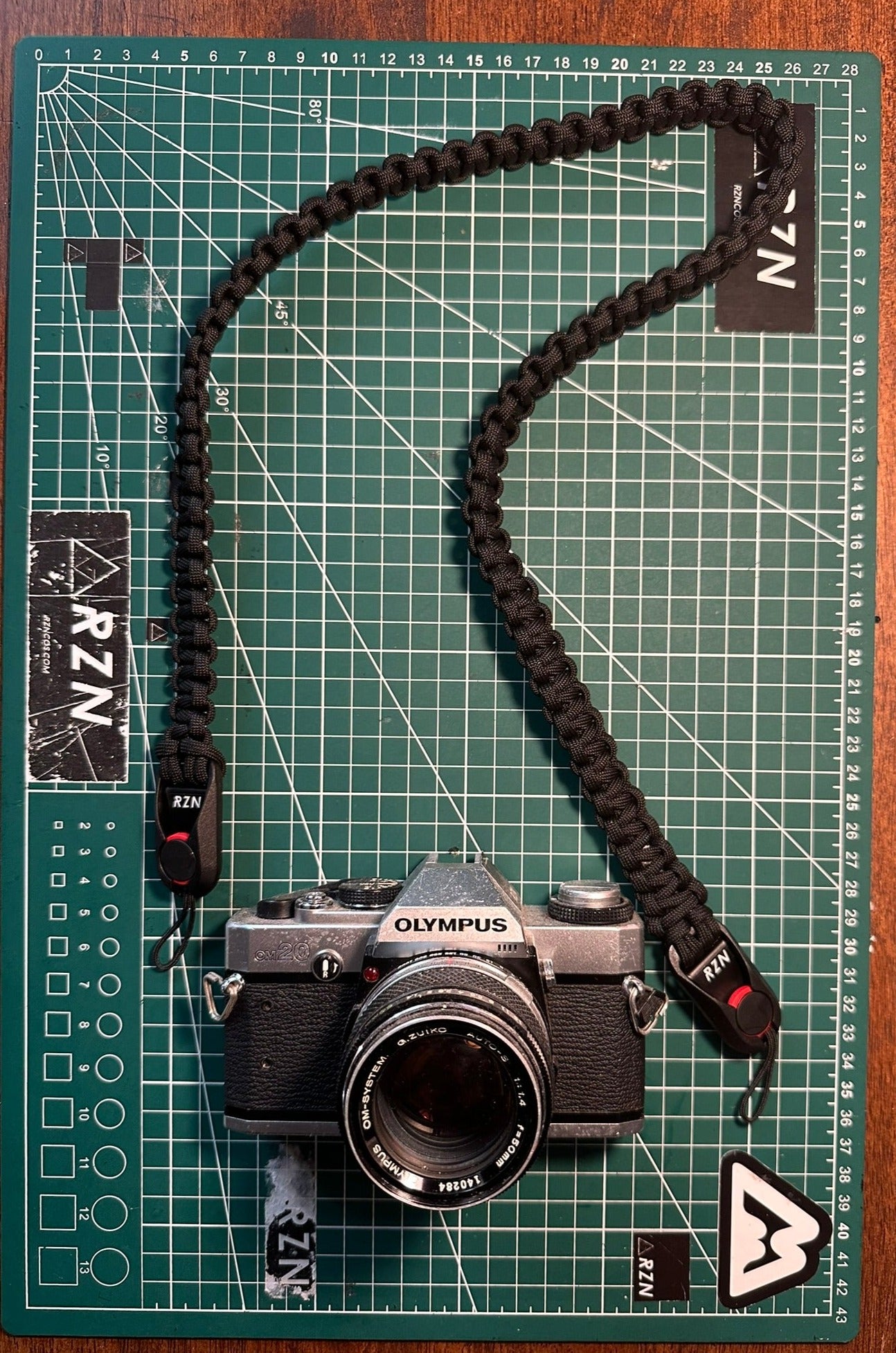 Cobra Knot Camera Strap